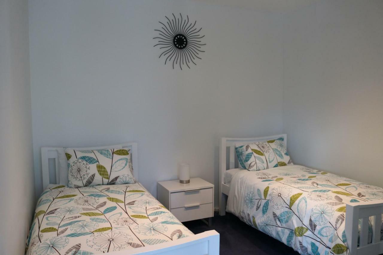Apartamento 130 At The Waves Cowes Exterior foto