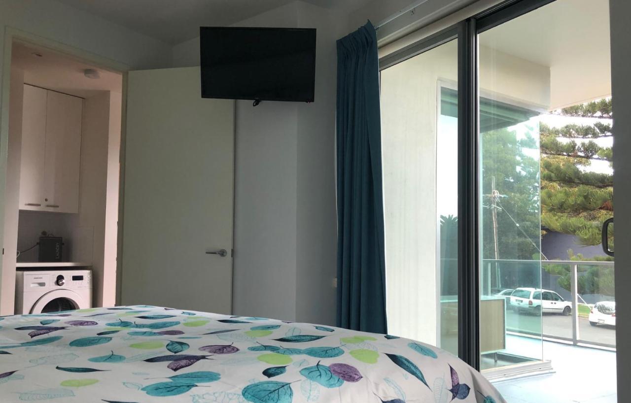 Apartamento 130 At The Waves Cowes Exterior foto